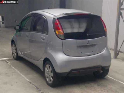 MITSUBISHI I