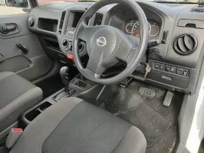NISSAN AD