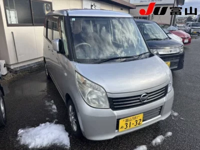 NISSAN ROOX