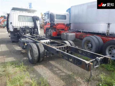MITSUBISHI FUSO FIGHTER