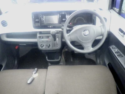 SUZUKI MRWAGON