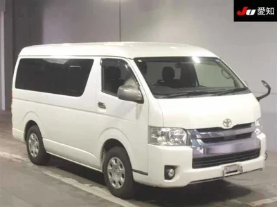 TOYOTA HIACE