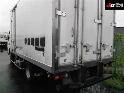 MITSUBISHI CANTER