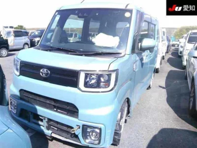 TOYOTA PIXIS MEGA