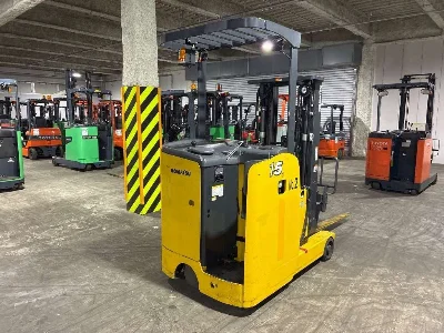 KOMATSU FORKLIFT 2