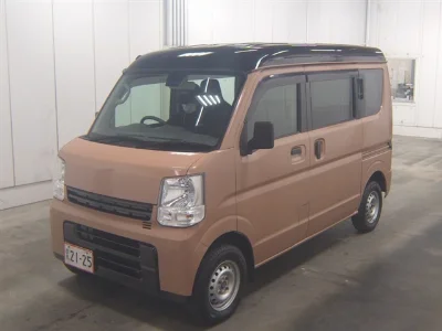 NISSAN CLIPPER VAN