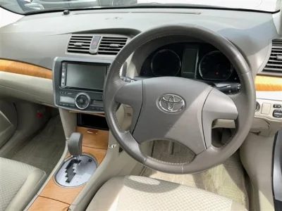 TOYOTA PREMIO