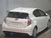 Цена авто Toyota Aqua с аукционов Японии, номер кузова NHP10, пробег 105 000, оценка 2