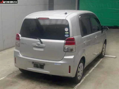 TOYOTA SPADE