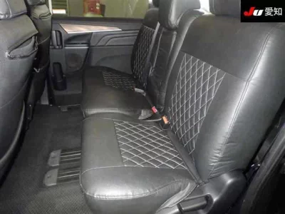 MITSUBISHI DELICA D5