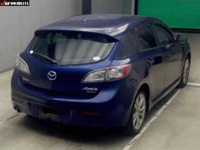 MAZDA AXELA