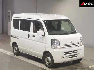 NISSAN CLIPPER VAN