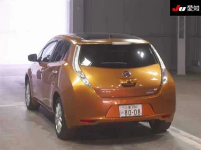 NISSAN LEAF