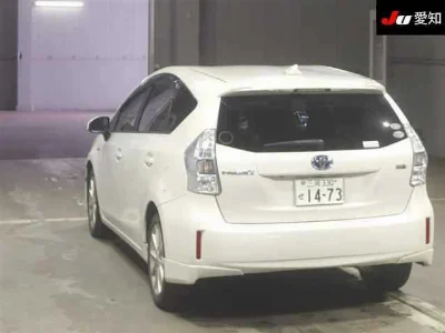 TOYOTA PRIUS ALPHA