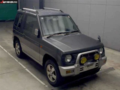 MITSUBISHI PAJERO MINI