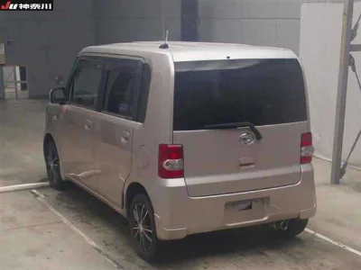 DAIHATSU MOVE CONTE