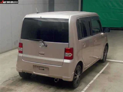 DAIHATSU MOVE CONTE