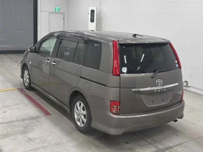 TOYOTA ISIS