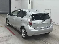 Цена авто Toyota Aqua с аукционов Японии, номер кузова NHP10, пробег 173 000, оценка 2