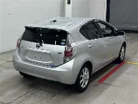 Цена авто Toyota Aqua с аукционов Японии, номер кузова NHP10, пробег 173 000, оценка 2