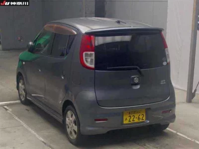 SUZUKI MRWAGON
