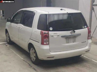 TOYOTA RAUM