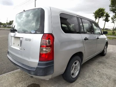 Toyota Succeed