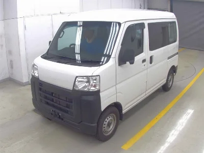 TOYOTA PIXIS VAN