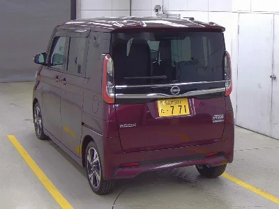 NISSAN ROOX