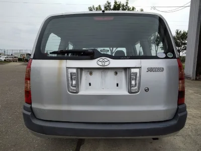 TOYOTA SUCCEED