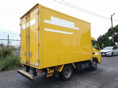 MITSUBISHI CANTER