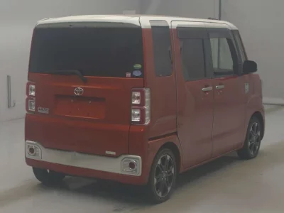 TOYOTA PIXIS MEGA
