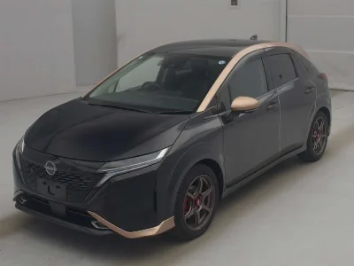 NISSAN AURA