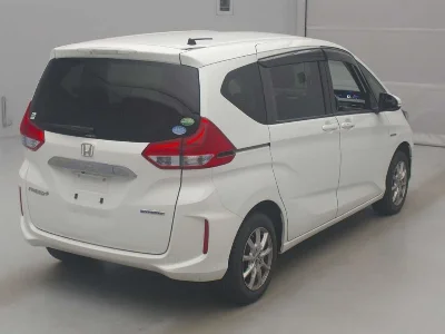 HONDA FREED + HYBRID