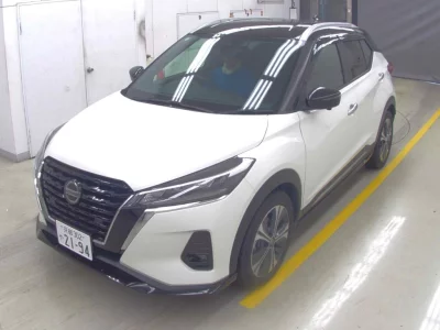 NISSAN KICKS