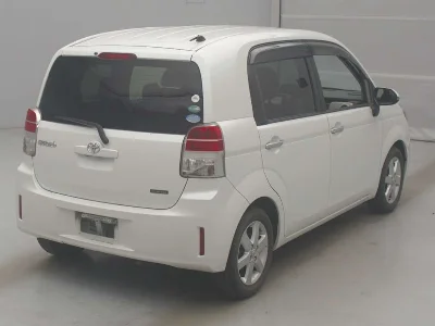 TOYOTA SPADE