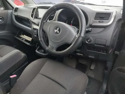 MITSUBISHI DELICA D2