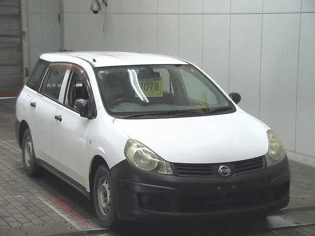 Nissan AD 2008