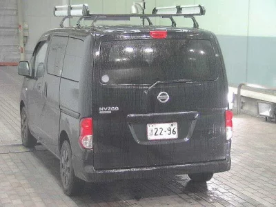 NISSAN NV200