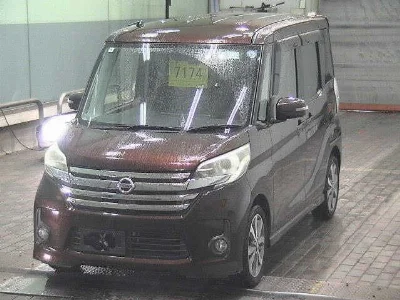 NISSAN DAYZ ROOX