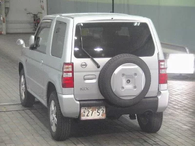 Nissan Kix