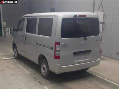 TOYOTA TOWN ACE VAN