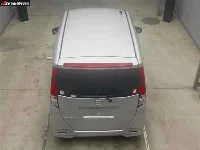 Цена авто Toyota Roomy с аукционов Японии, номер кузова M900A, пробег 120 000, оценка 2