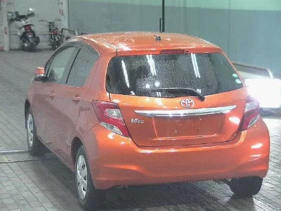 TOYOTA VITZ
