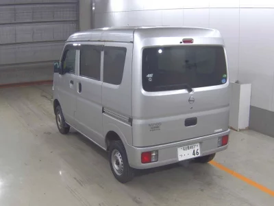 NISSAN CLIPPER VAN
