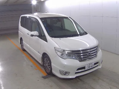 NISSAN SERENA