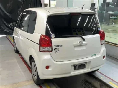 TOYOTA PORTE