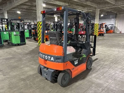 Toyota  FORKLIFT