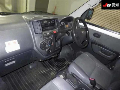 TOYOTA LITE ACE VAN