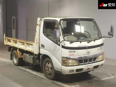 TOYOTA DYNA